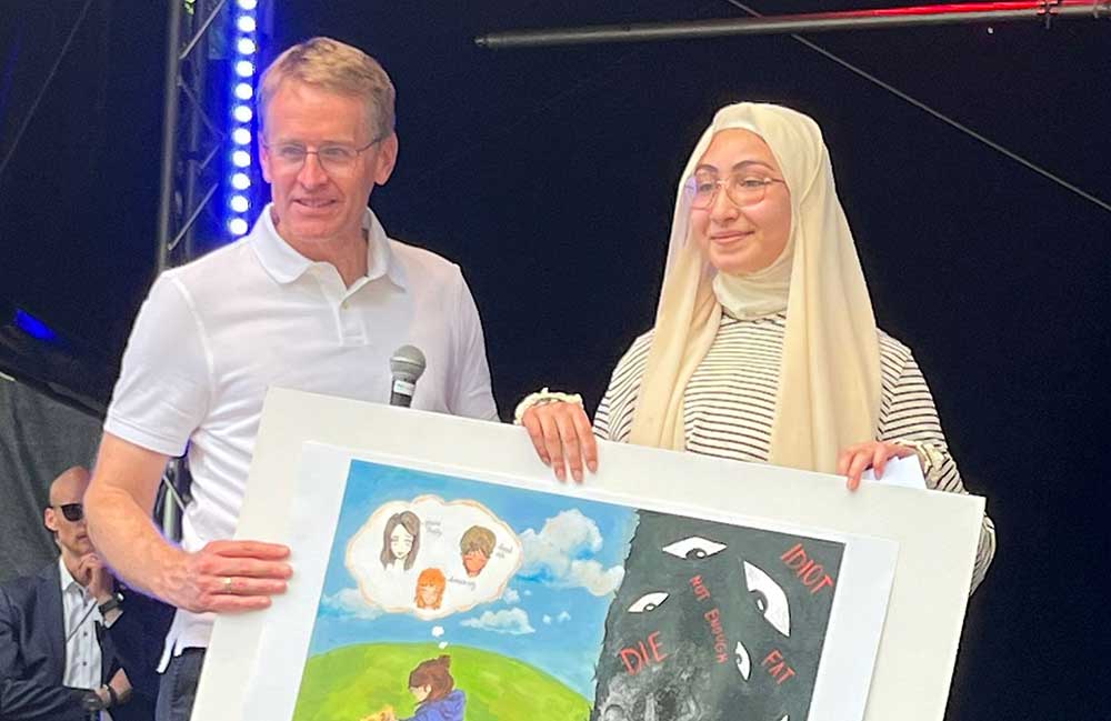 Die EBG Wedel gewinnt den 2. Platz beim Anti-Mobbing-Plakatwettbewerb