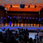 EBG Wedel ein bunte Gemeinschaft - offene Bühne - Gruppenbild auf Bühne