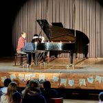 EBG Wedel ein bunte Gemeinschaft - offene Bühne - Klavierspieler